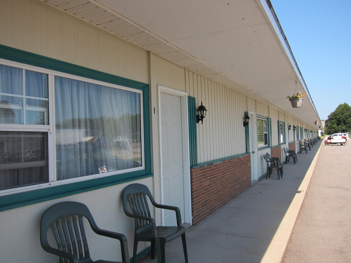 Fundy Spray Motel Middleton Extérieur photo